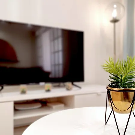 D4: Design & Relax In The Apartamento *